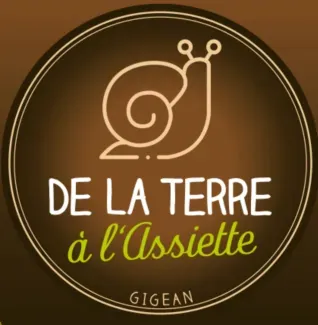 Logo de la terre à l’assiette avec un escargot 